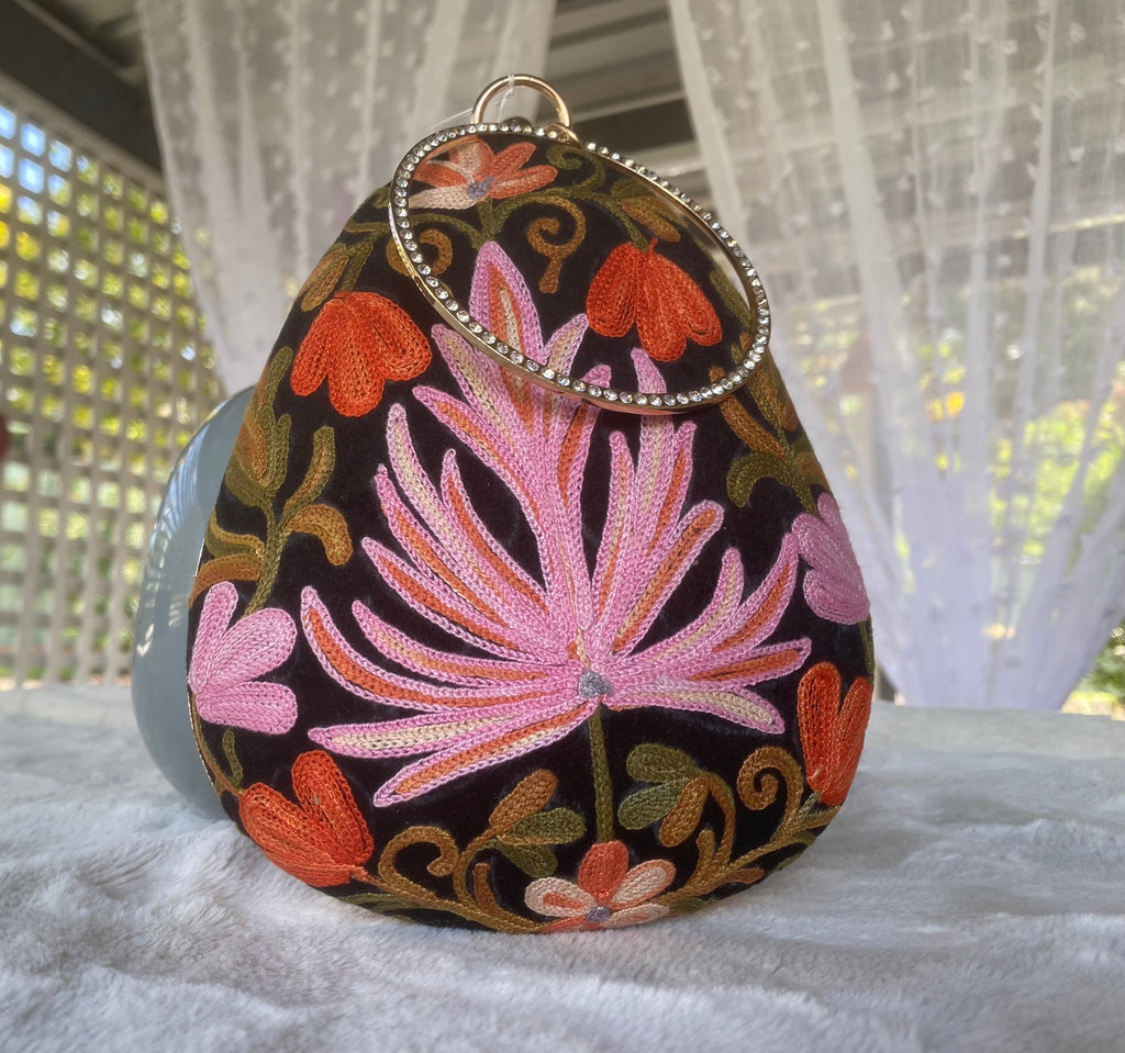 Women Embroidery Oval Shape Shoulder Bag