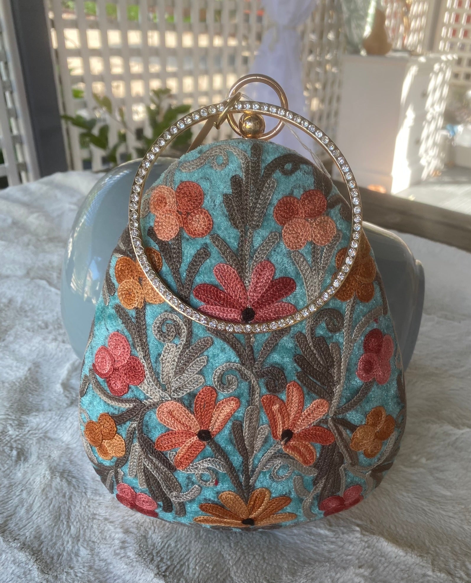 Women Embroidery Oval Shape Shoulder Bag