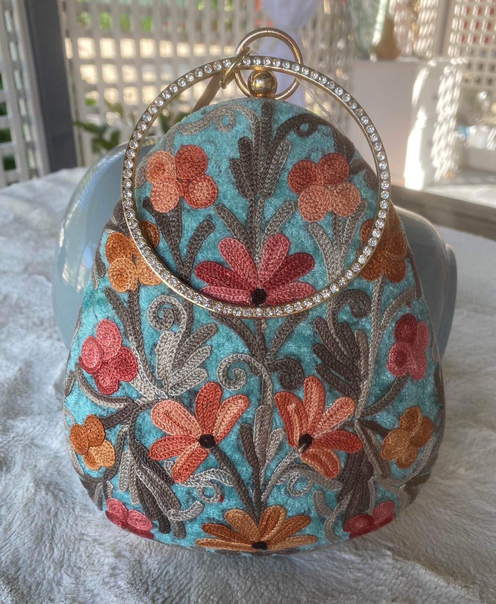 Women Embroidery Oval Shape Shoulder Bag