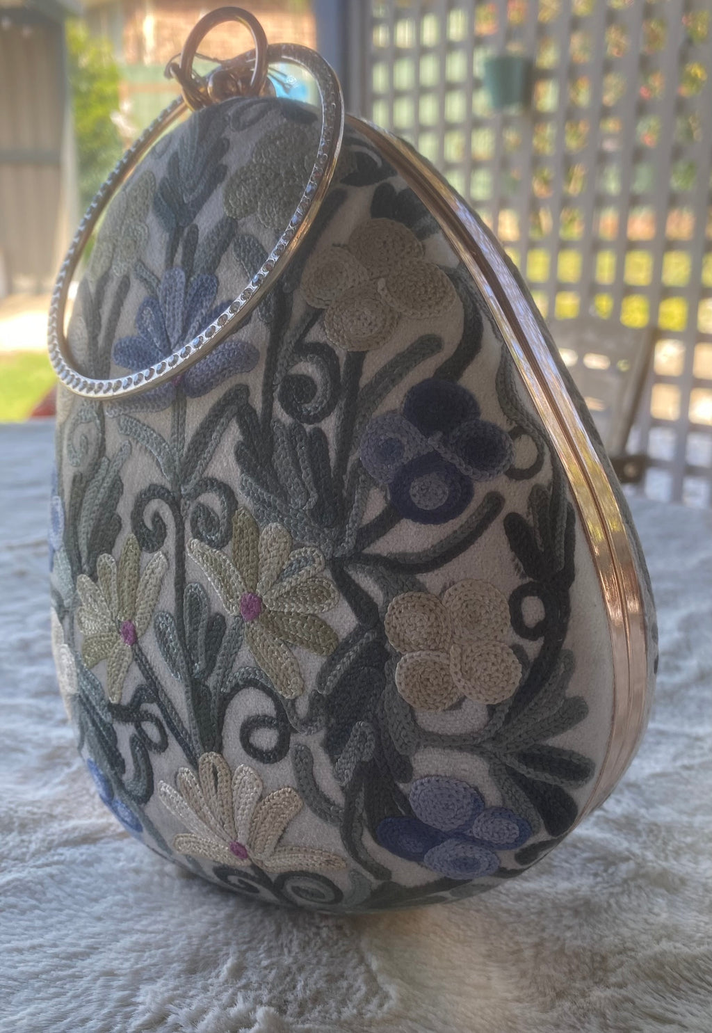 Women Embroidery Oval Shape Shoulder Bag
