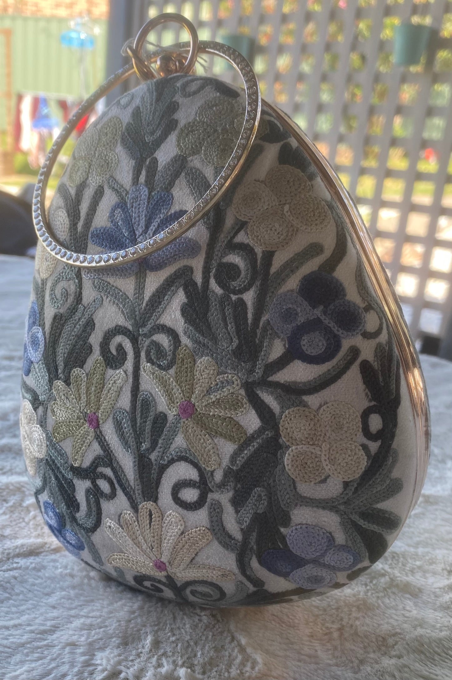 Women Embroidery Oval Shape Shoulder Bag