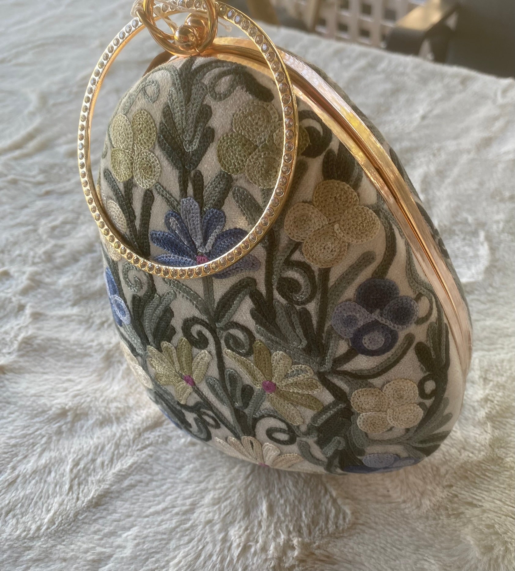 Women Embroidery Oval Shape Shoulder Bag
