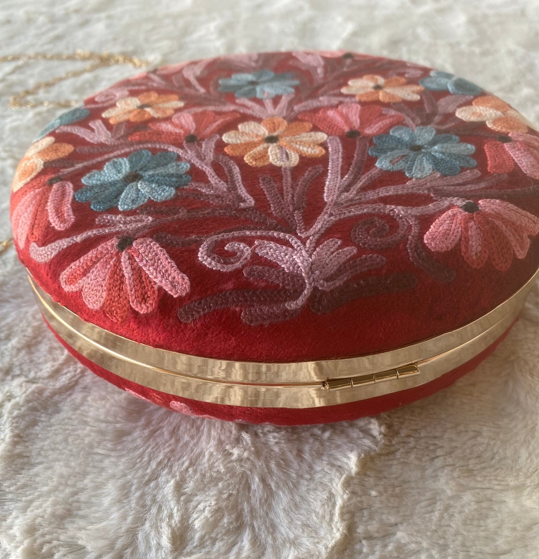 Women Embroidery Round Shoulder Bag