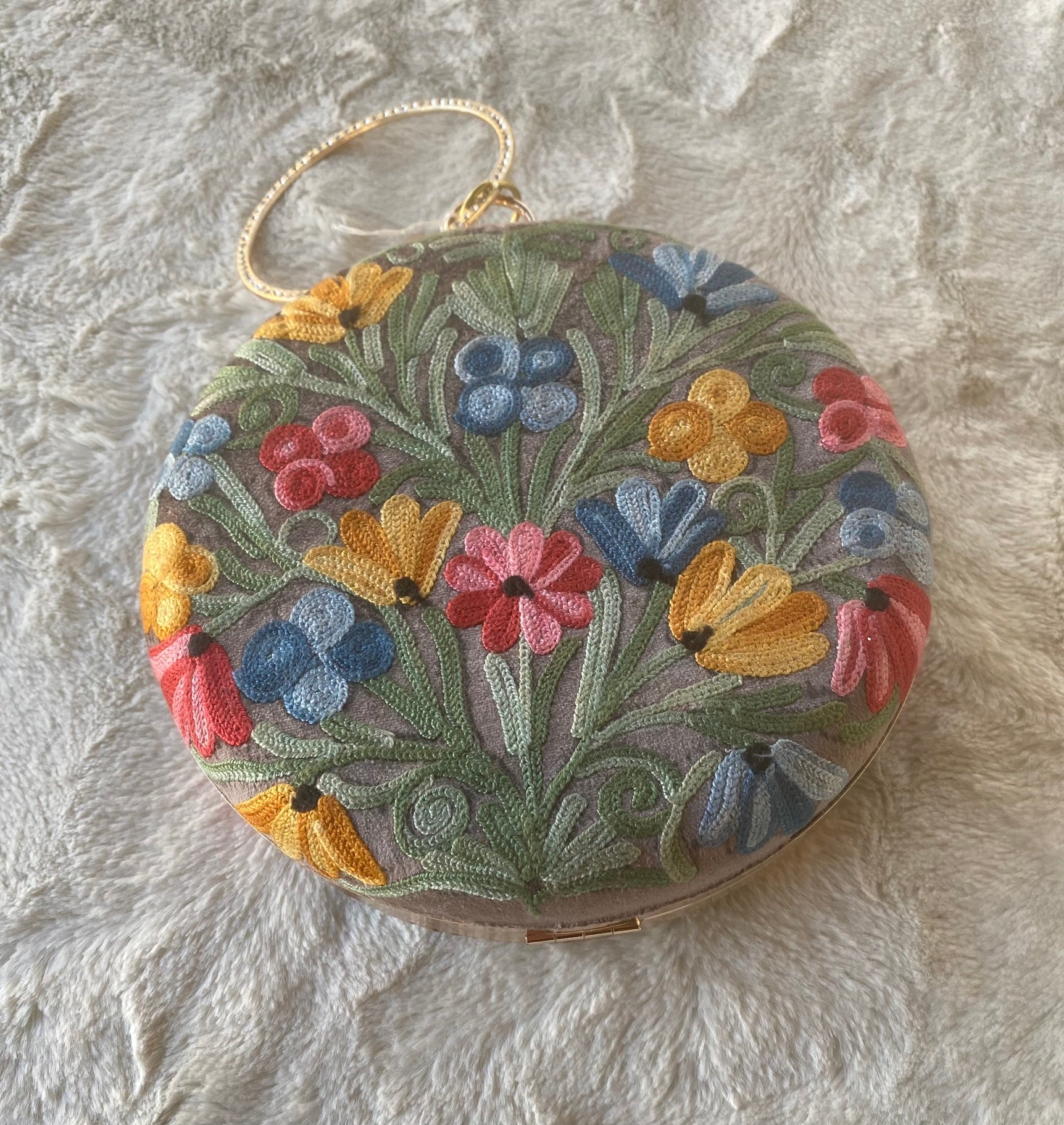Women Embroidery Round Shoulder Bag