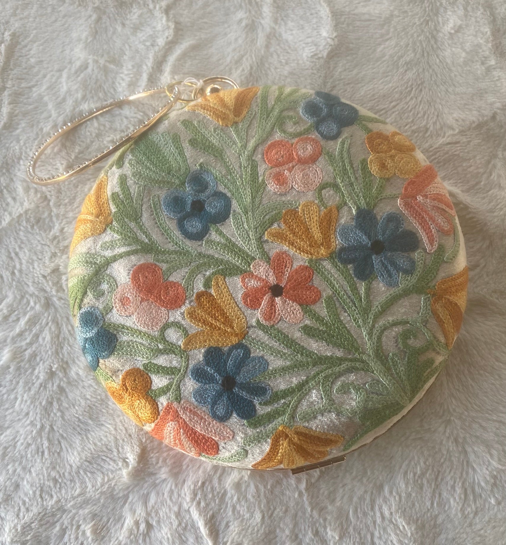 Women Embroidery Round Shoulder Bag