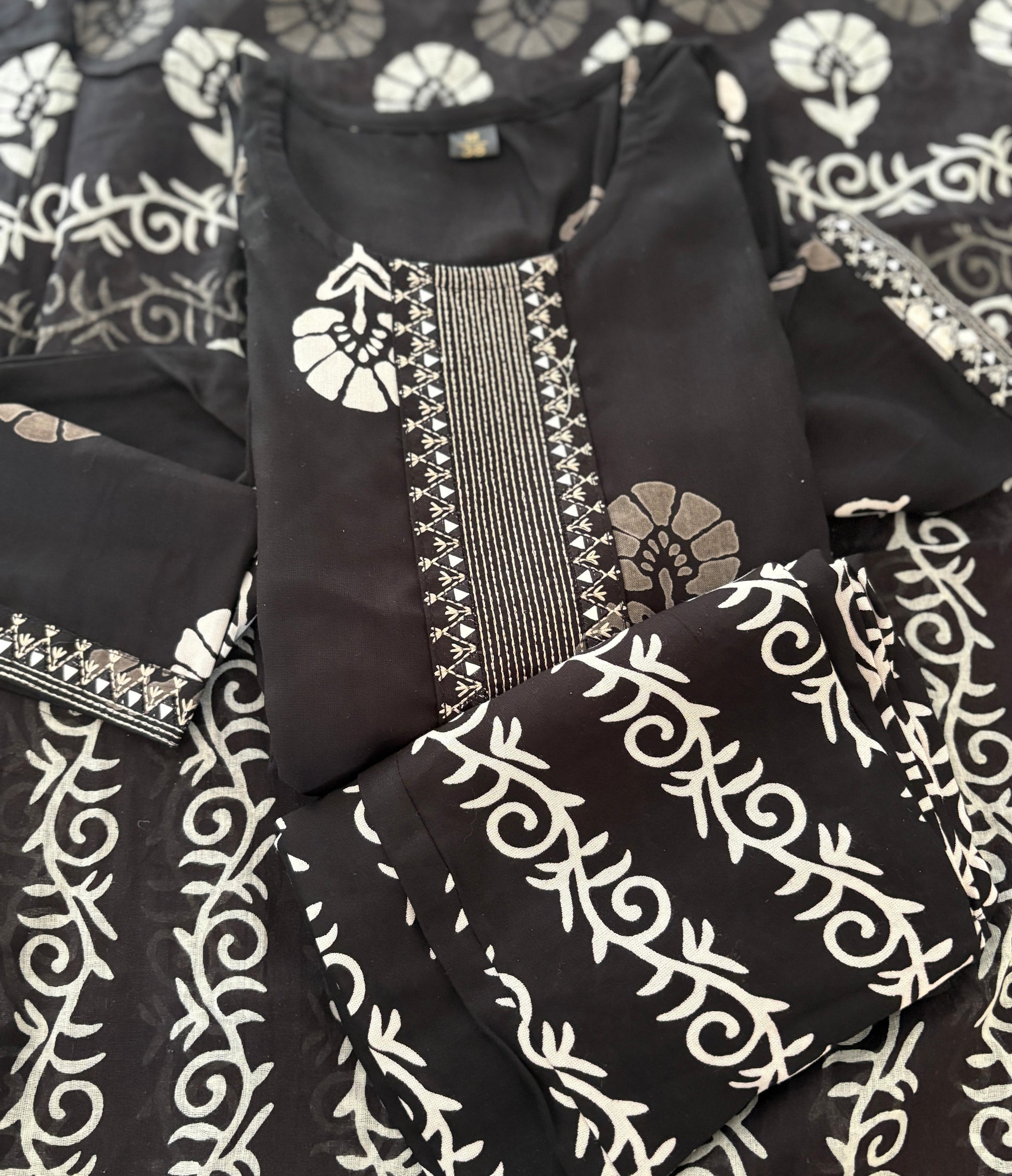White & Black Pure Cotton Kurta Sets