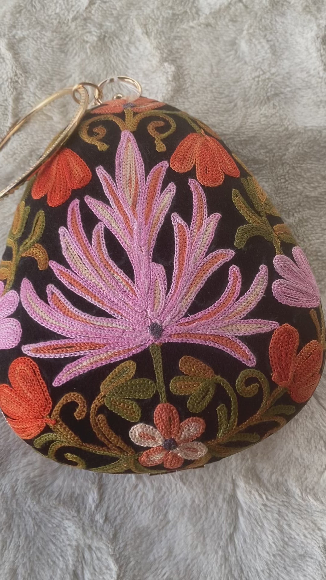Women Embroidery Oval Shape Shoulder Bag